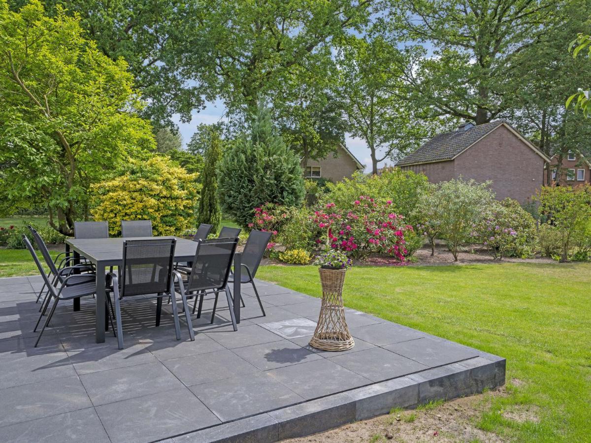 Charming Villa In Lemele With A Nice Garden Kültér fotó