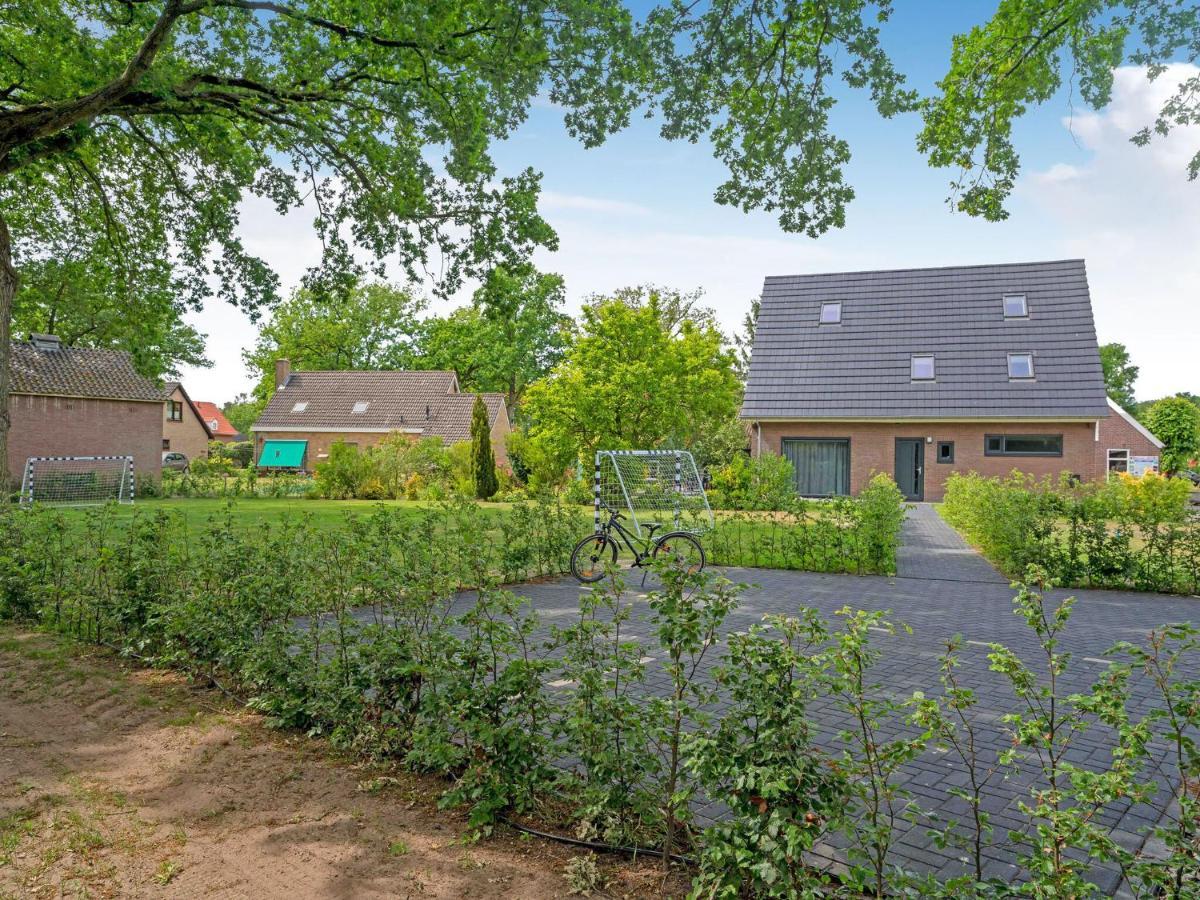 Charming Villa In Lemele With A Nice Garden Kültér fotó